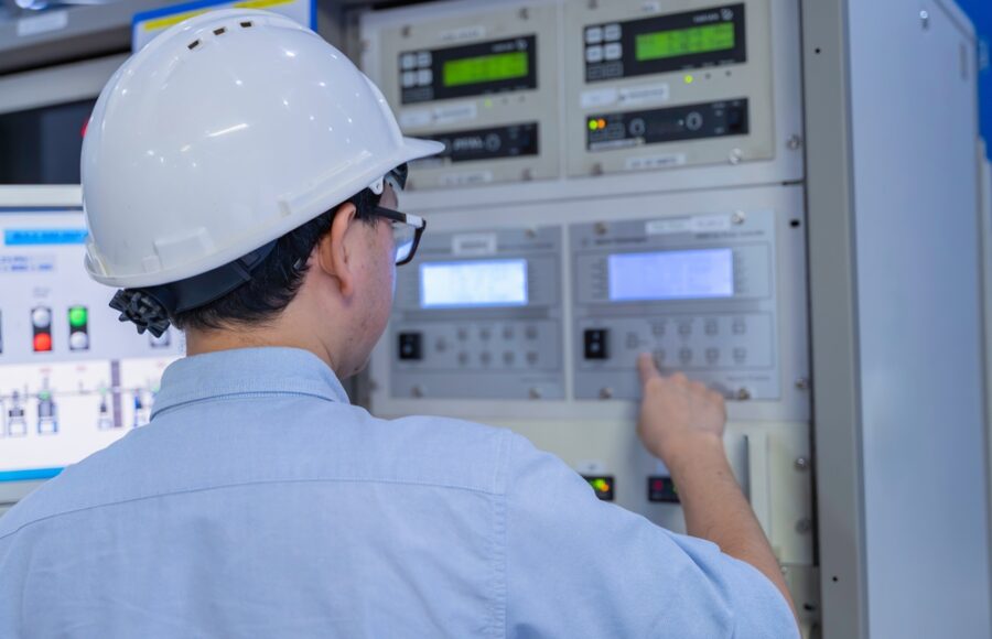 Nuclear industry : Small Modular Reactors (SMR) for urban and industrial heat supply